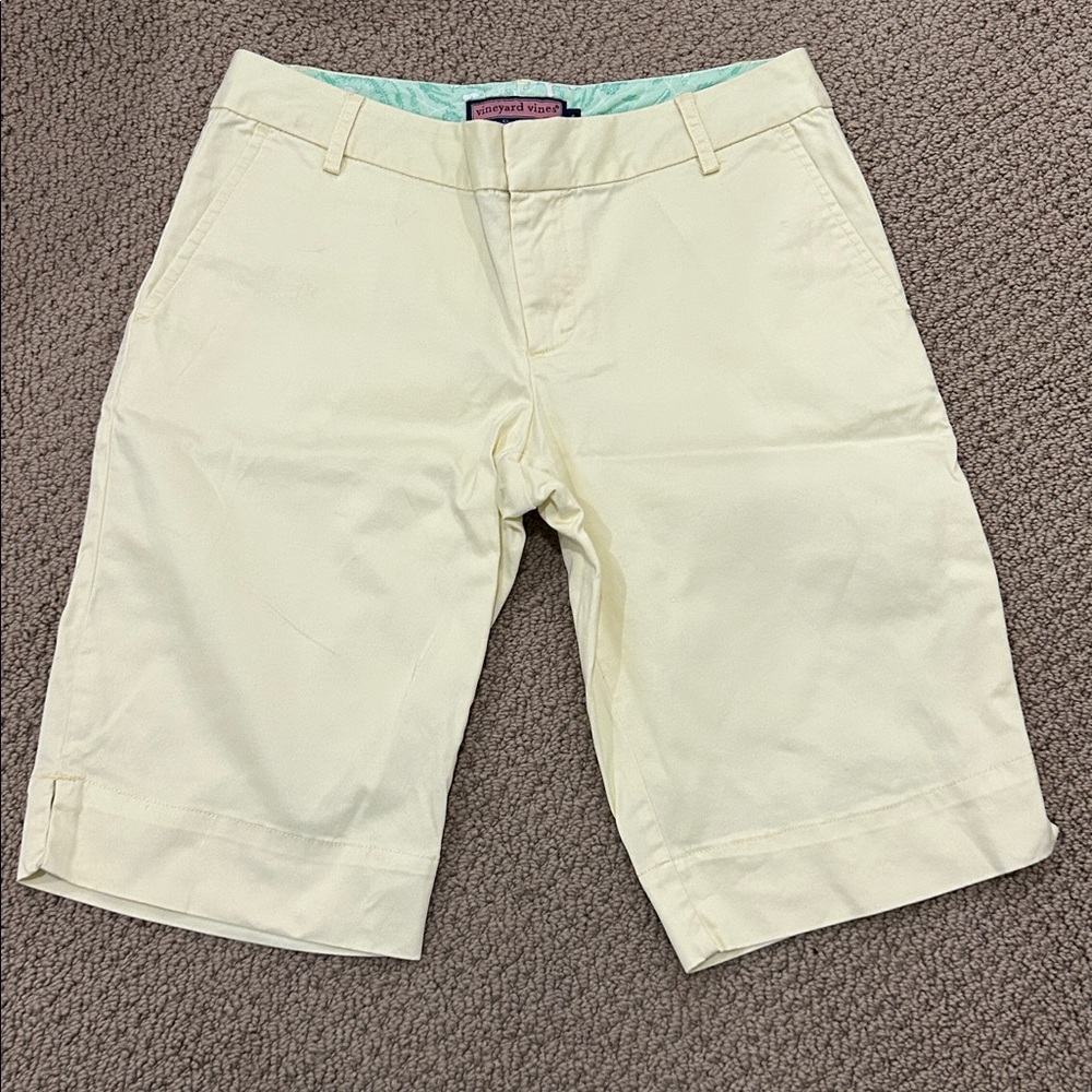 Vineyard Vines Bermuda‎ Yellow Shorts Size 4